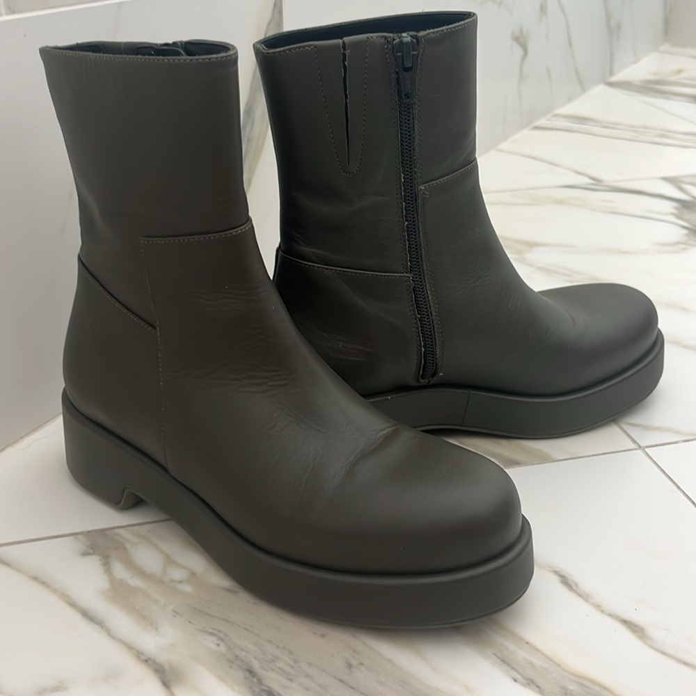 NEW Paloma Barcelo Paris Leather Boot